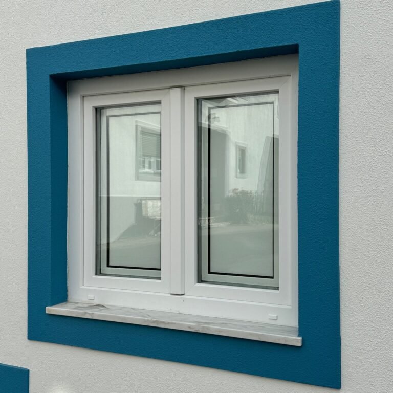 Obra de caixilharia em PVC da Windoor no sotavento algarvio