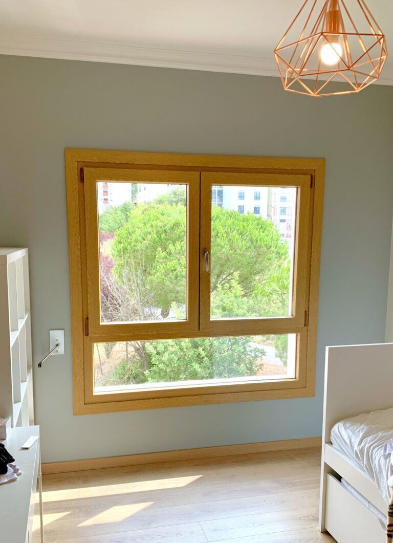 Obra de caixilharia em PVC da Windoor no sotavento algarvio